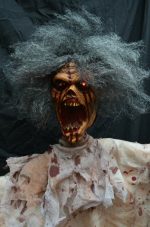 Life Size Realistic Hanging Zombie Light up Eyes and Sound - Image 7